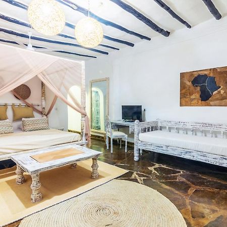 Jumbo Watamu Hotel Luaran gambar