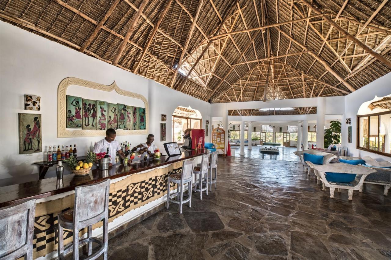 Jumbo Watamu Hotel Luaran gambar
