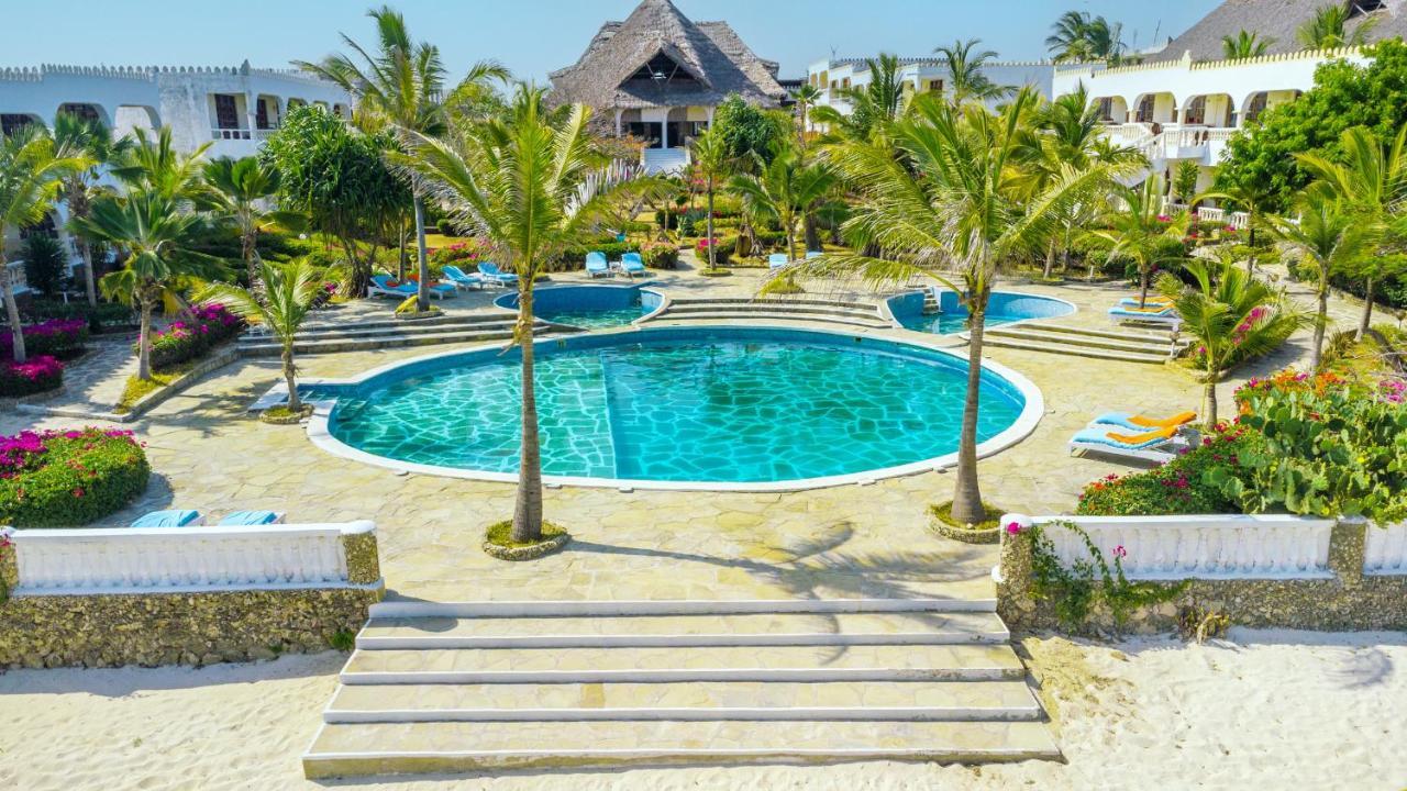 Jumbo Watamu Hotel Luaran gambar