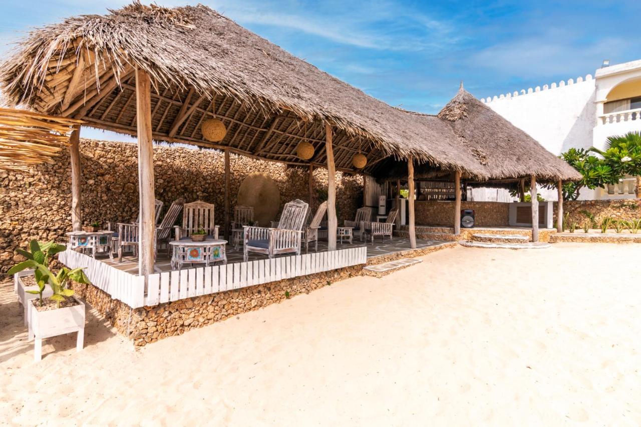 Jumbo Watamu Hotel Luaran gambar