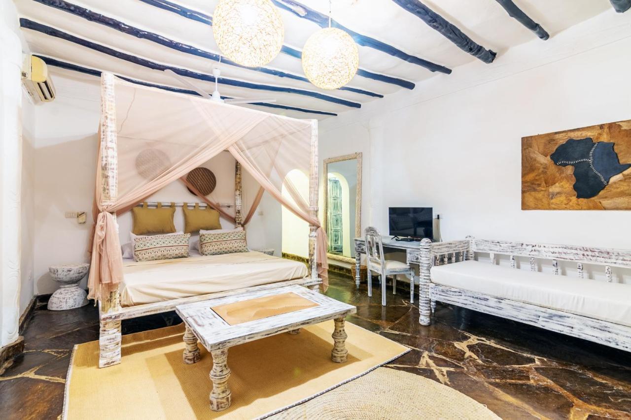 Jumbo Watamu Hotel Luaran gambar